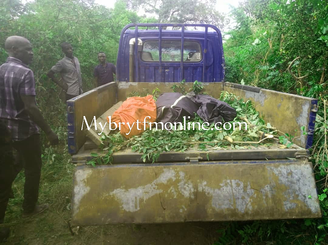 E/R : Five Bodies Including 3 Children Retrieved From Afram River After Canoe Disaster