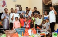 E/R: MarkGrace Foundation Dines With Orphans