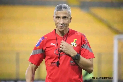 2023 AFCON: Ghana's Legend Dan Owusu Describes Chris Hughton As A Confused Coach