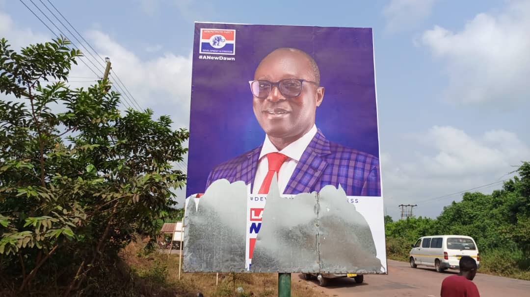 Ofoase -Ayirebi: Lawyer Owusu Mensah Supporters 'Mad' Over Vandalization Of Billboard