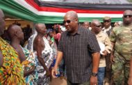 E/R: Mahama Lures The Clergy, Pledges To Review SHS Within 100 Days In Office