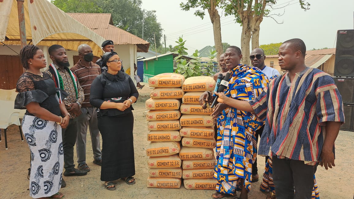 Shai Osudoku MP Supports Construction Of Toilet Facility In Osuwem To Combat Open Defecation