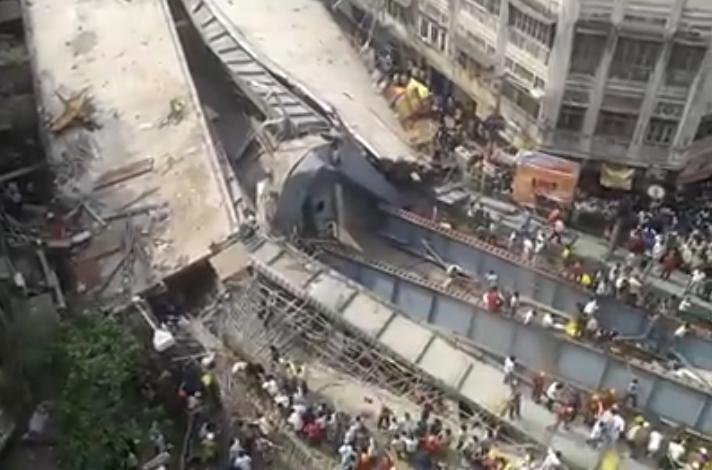 Fourteen Killed And Dozens Injured After Mumbai Billboard Collapse