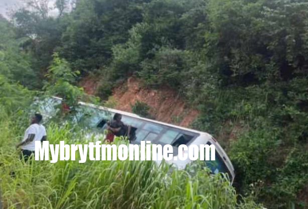 Breaking: Koforidua SECTECH School Bus Involved In An Accident On The Somanya-Asesieso Road