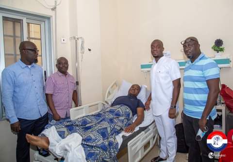 A/R:NPP General Secretary Visits Richard Ahiagba After Accident At KATH