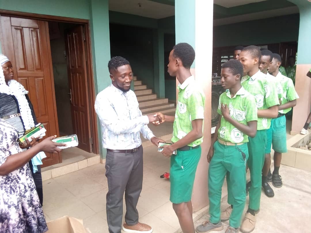 2024 BECE Candidates In New Juaben North Receive Examination Materials; Expresses Readiness For Examination