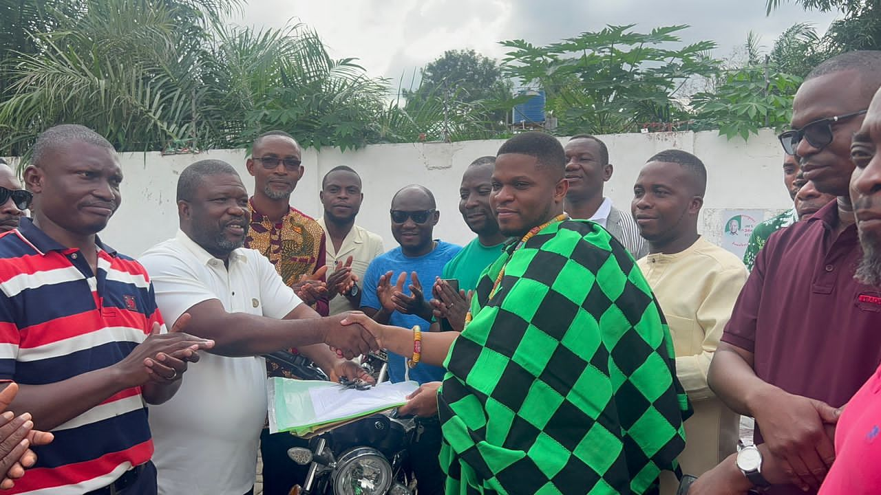 V/R:Sammy Gyamfi Donates Motorbikes To NDC Communicators