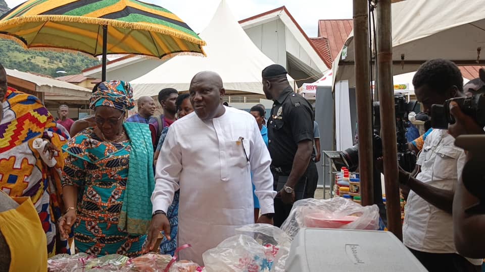 E/R:159 Primary Health Care Facilities Have Been Provided - Minister