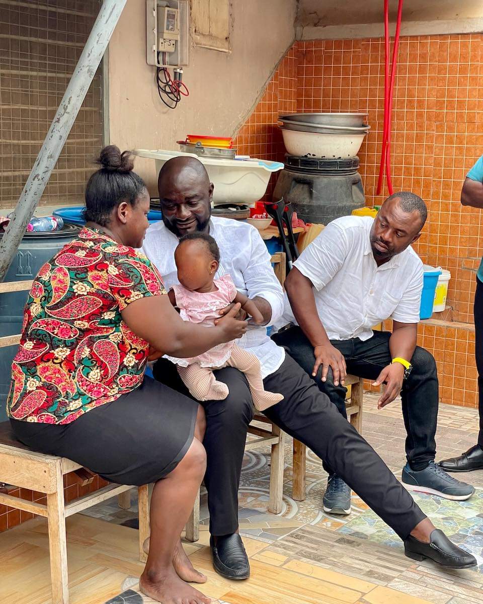 E/R:Mpraeso MP Davis Opoku Ansah Visits And Pledges Support For Baby Born With Phocomelia