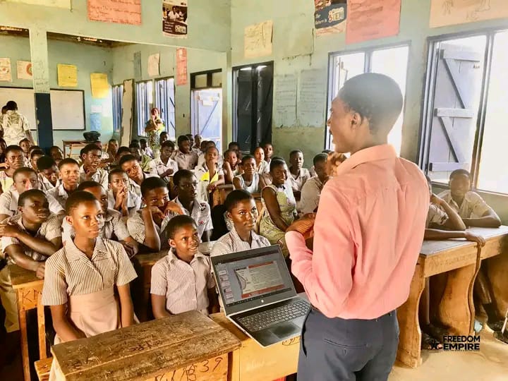 E/R:Ada Kyerematen 'B' Gender Club Engaged In Breast Cancer And Mental Health Awareness Talk