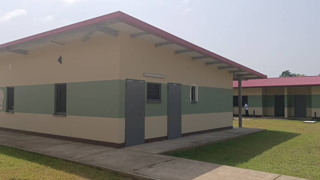 Akufo-Addo Commissions New Juaben North Municipal Hospital