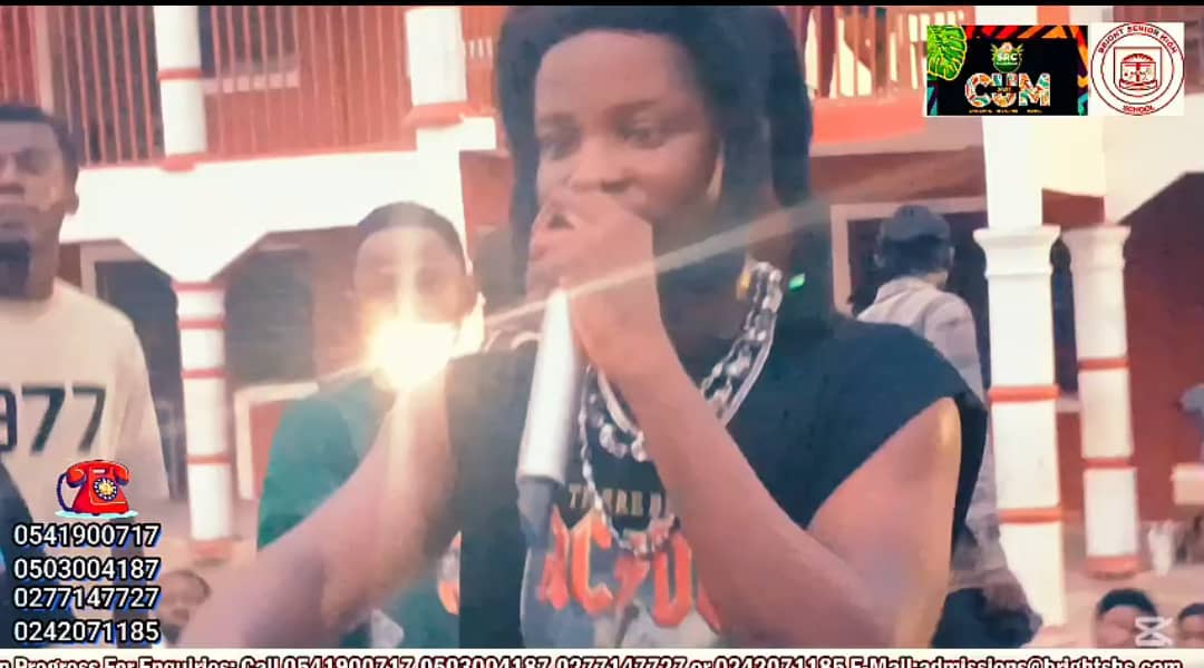 E/R: Lasmid Demands Payment of Balance Before Performing At Bright SHS