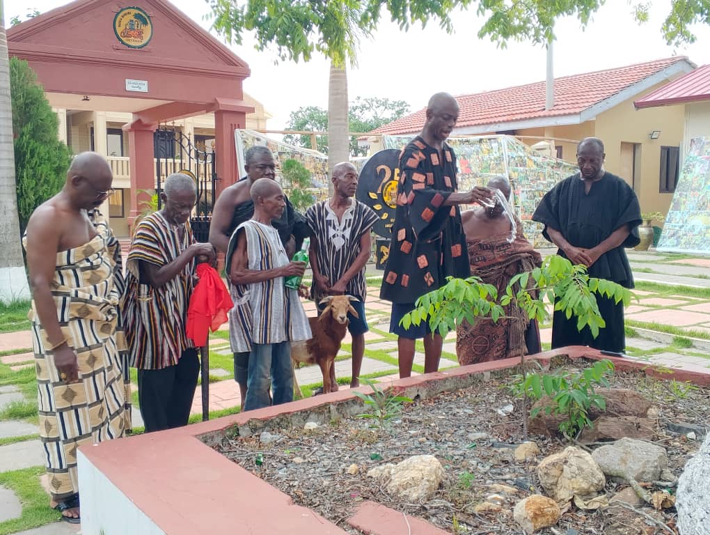 Akyem Abuakwa Traditional Council Performs Traditional Rite To Officially Destool Akwansrahene