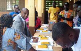 Asuogyaman MP Feeds BECE Candidates As GES Targets 68% Pass Rate