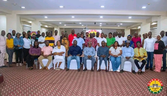 Amplify Works of Parliament In Society Building - Clerk