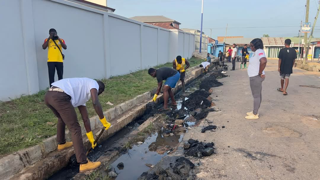 Koforidua: YAC And YPN Join Forces For Major Clean-Up Exercise At Oguaa