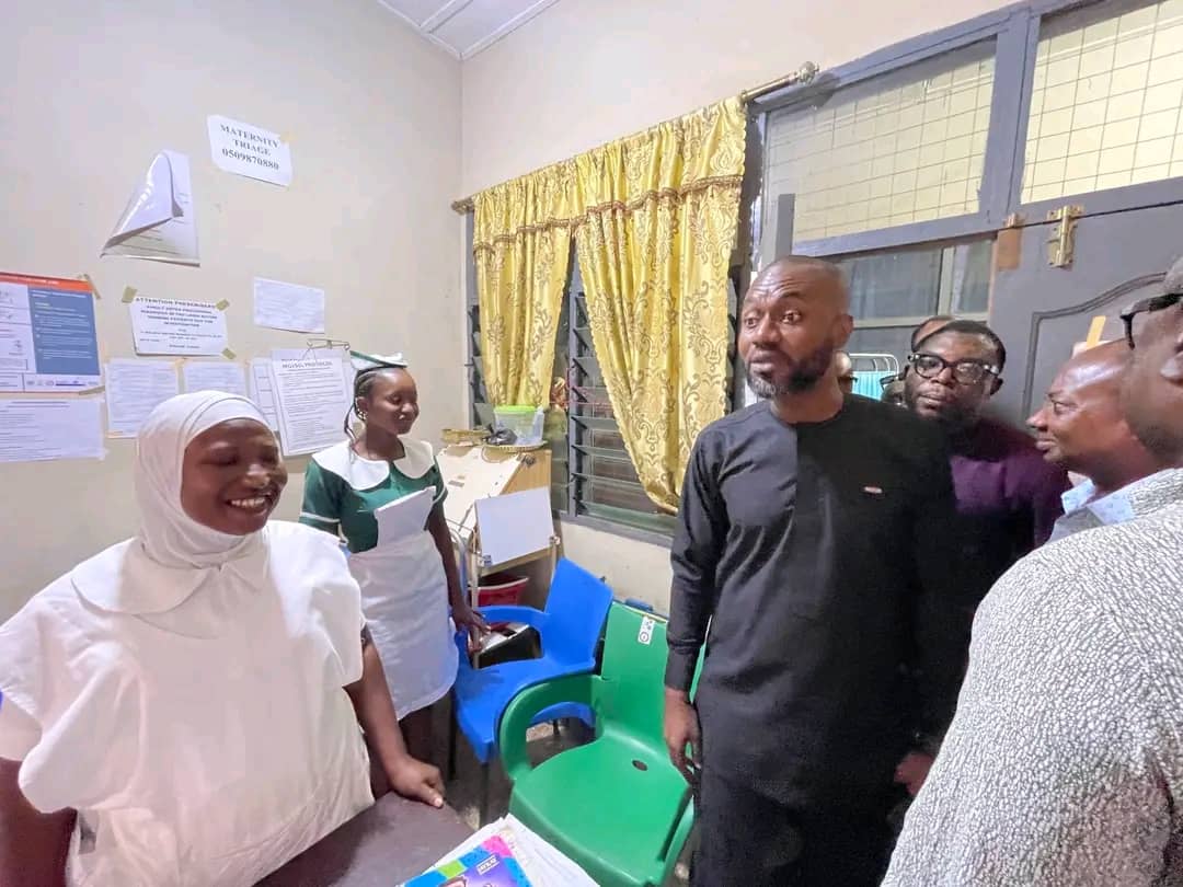 Sunyani East MCE Pays Surprise Visit To Municipal Hospital To Receive First-hand Information
