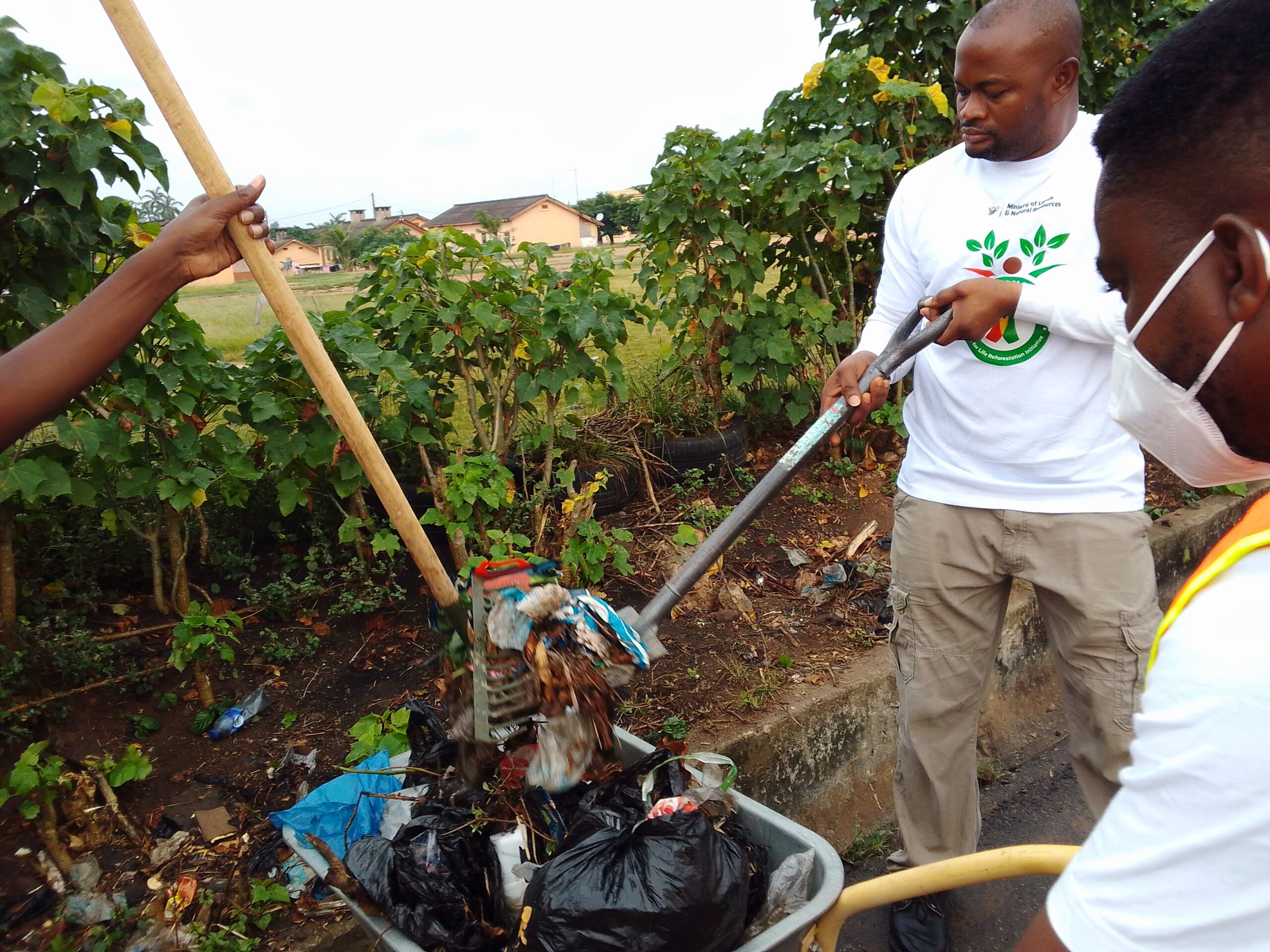 NJN MCE Warns Occupants Of Govt Bungalows To Keep Environs Clean Or Face Eviction