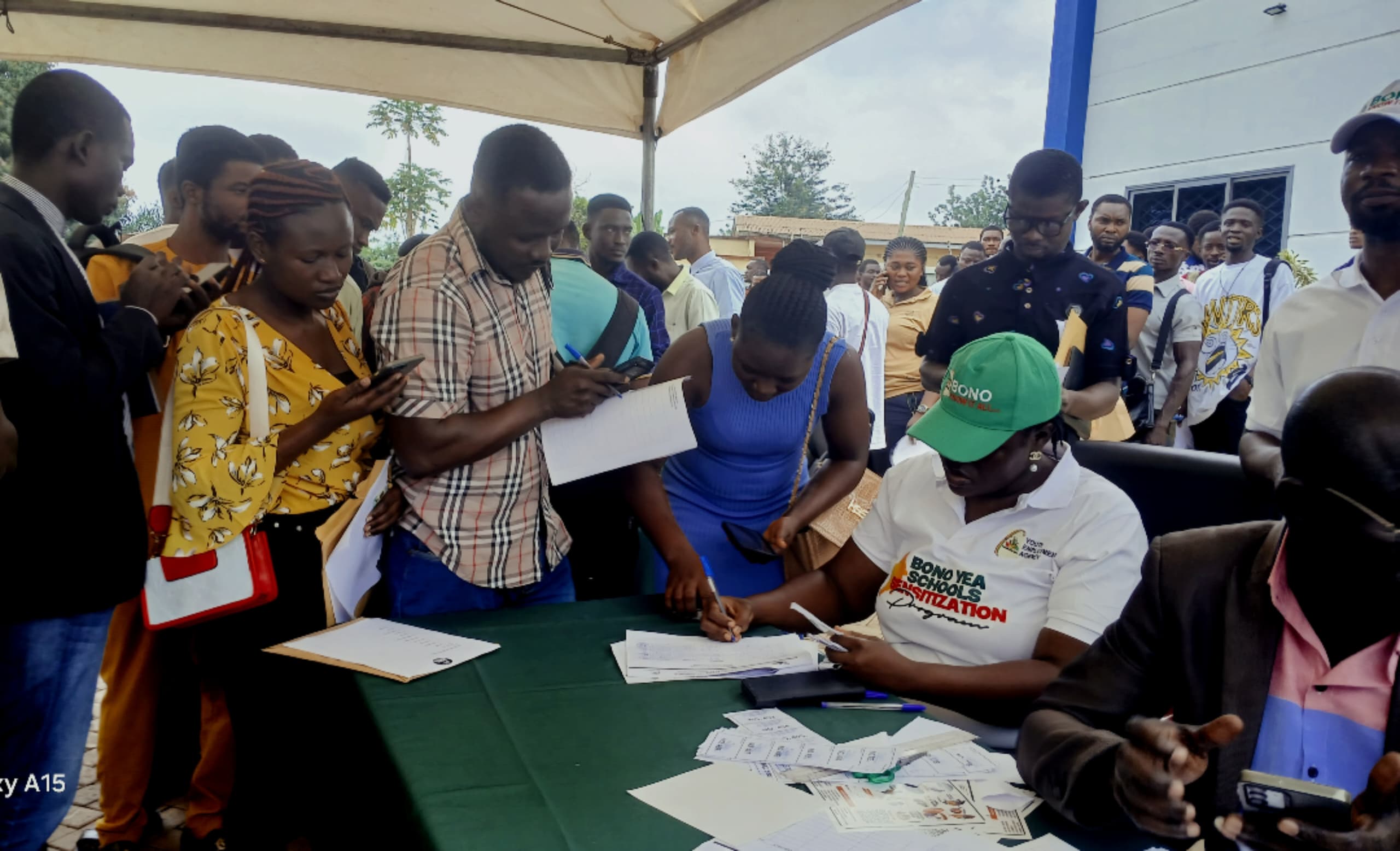 Bono Region: YEA Screen Hundreds Of Ghanaian Youth For Work Abroad Programme