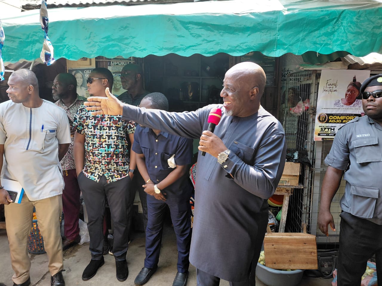 New Juaben South MCE Visits Market Centres, Assures Traders Of Facelift