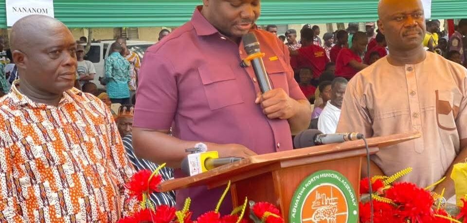 Abuakwa North MP Pledges GH¢5,000 Reward For BECE Candidates Who Score Aggregate Six