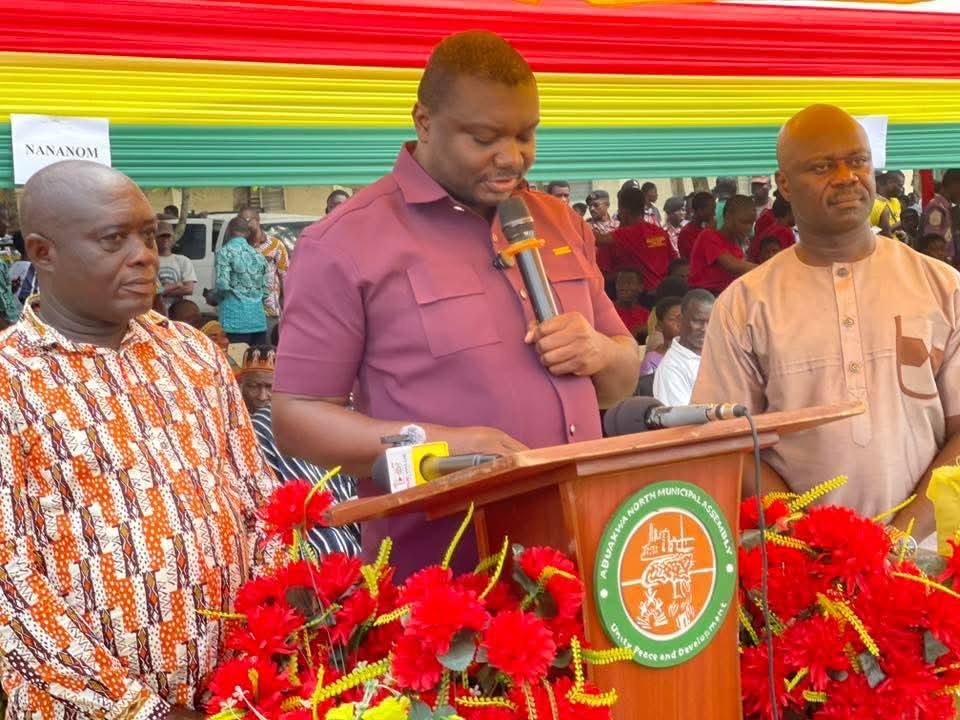 Abuakwa North MP Pledges GH¢5,000 Reward For BECE Candidates Who Score Aggregate Six