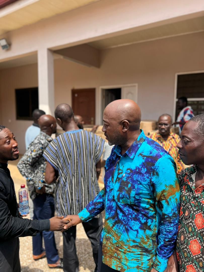 Member Of Parliament For New Juaben North Supports Assembly Members With Street Lights