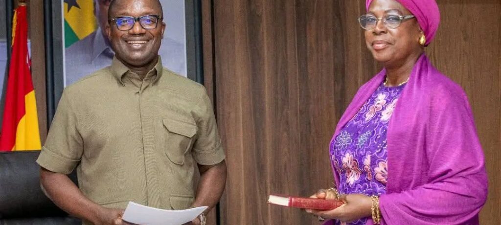 Salaga South MP Sworn Into Office As Board Member Of VRA Resettlement Trust Fund