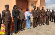 Stonebwoy Inspires Inmates At Nsawam Medium Security Prisons