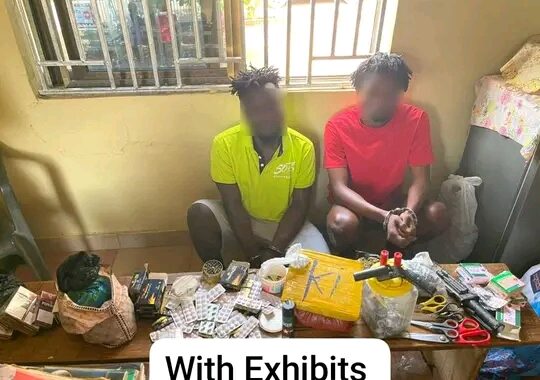 A/R: Police Arrest Four Suspected Drug Peddlers, Recover Firearms