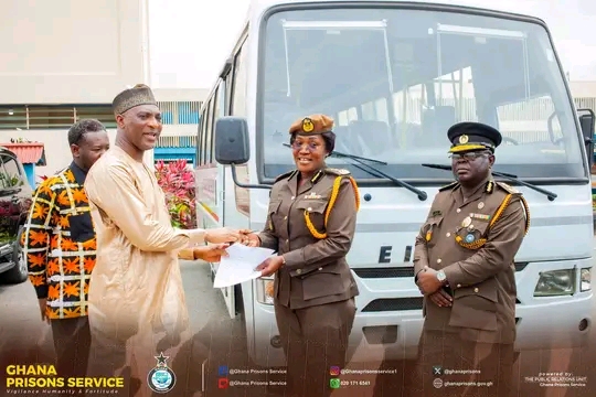 President Mahama Presents Bus To Prisons Service