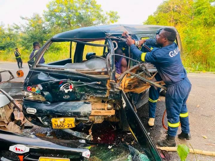 1 Dead, 10 Injured In Gory Accident On Somanya-Nkurakan Highway