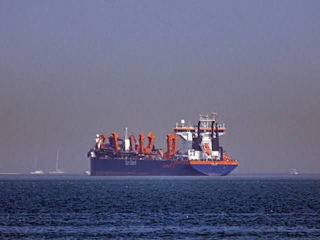 Oil Prices Up Slightly As Investors Exercise Caution Over Strait Of Hormuz Deal