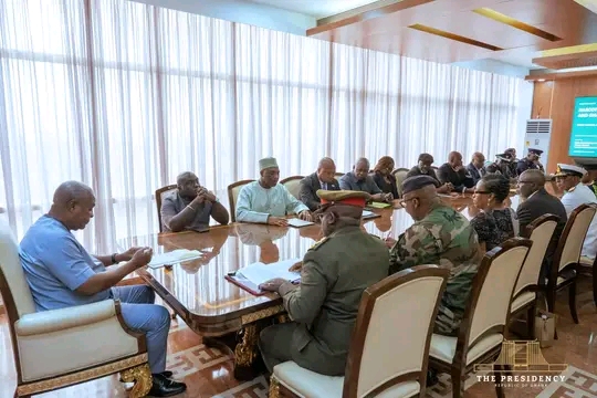 Cocaine Brouhaha: Four Custom Officers, Six Others Caged Pending Investigation