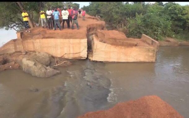 Savannah Region: Kunfusi Bridge collapses Again Leaving Nearly 4,000 Residents Cut Off