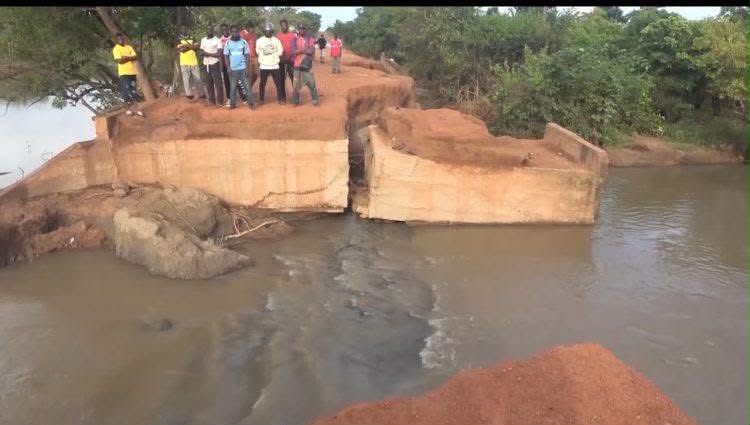 Savannah Region: Kunfusi Bridge collapses Again Leaving Nearly 4,000 Residents Cut Off